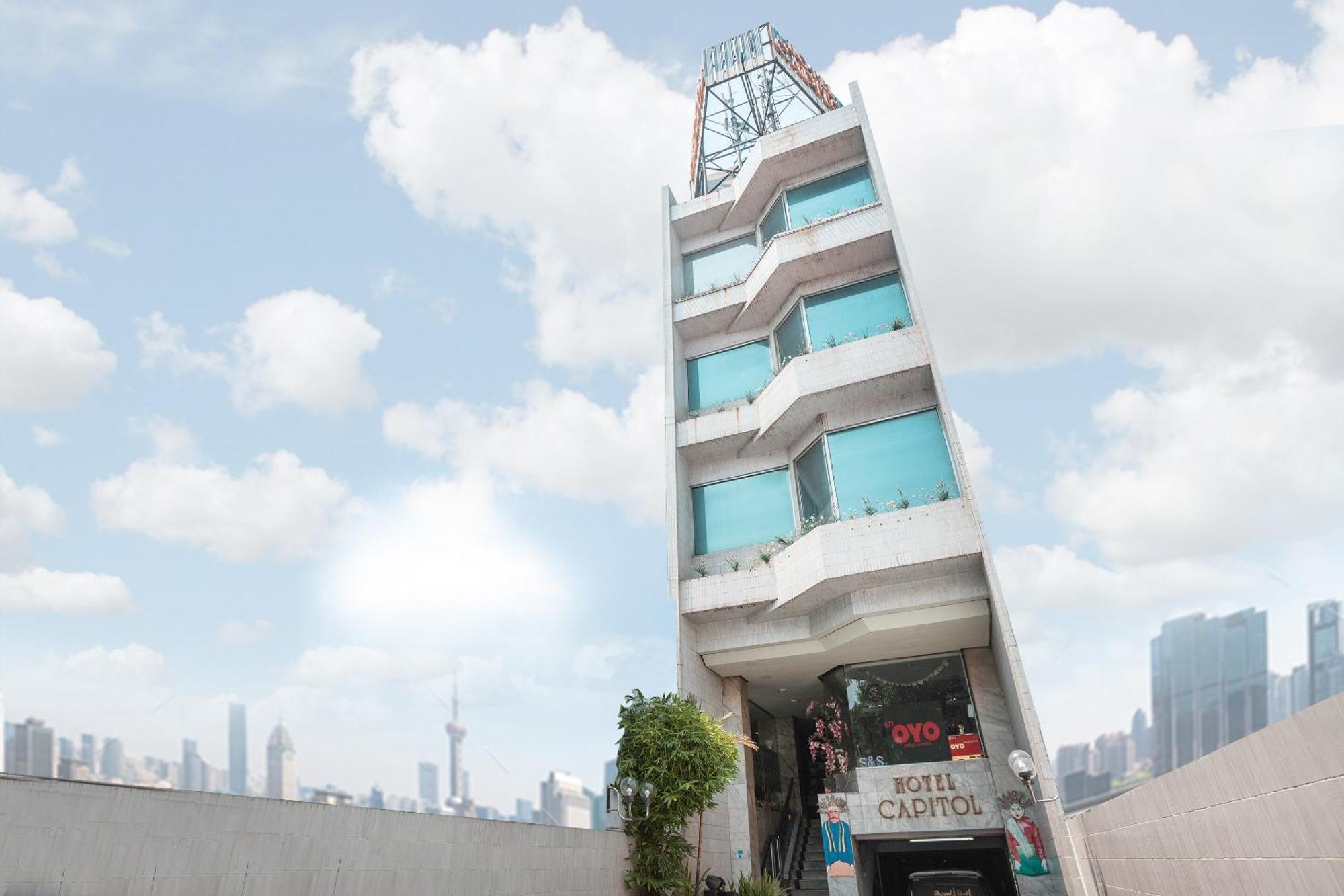 Oyo 671 Hotel Capitol Cakarta Dış mekan fotoğraf